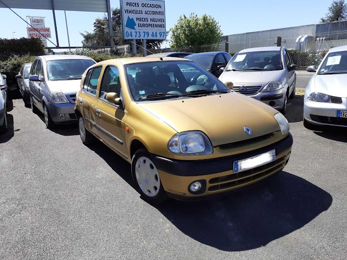 Aperçu des activités de la casse automobile GREEN CASSE AUTO PIECES située à COURNON D'AUVERGNE (63800)